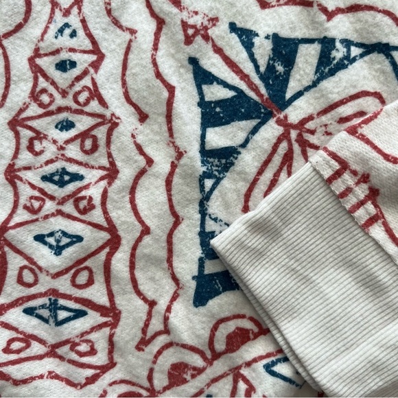 Chaser Crewneck Pullover Sweatshirt Size Small in Blue-Red Graphic Print - Picture 4 of 7